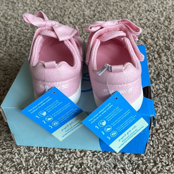 SOLD - Picture 4 of 8